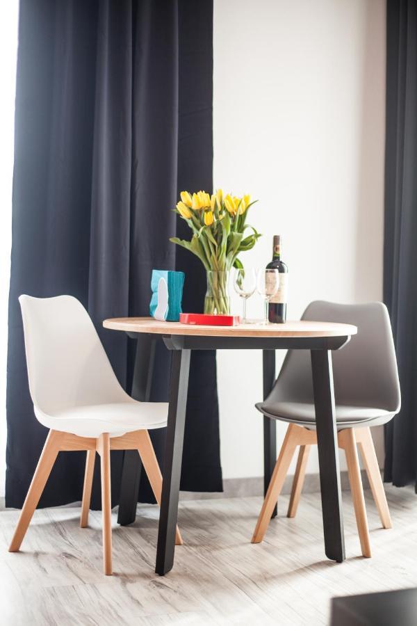 Sloneczna Apartamenty カトヴィツェ エクステリア 写真